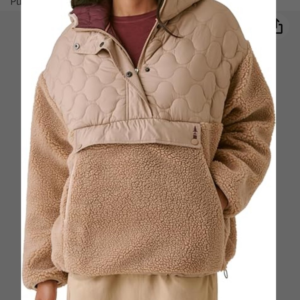 Outdoor Sherpa pullover. XS. Toasted Nut color. NWT